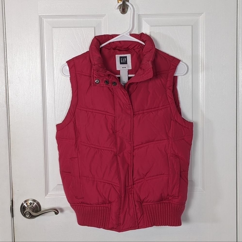 Like-New GAP Hot‎ Pink Mock Neck Heavy Puffer Vest Size Small